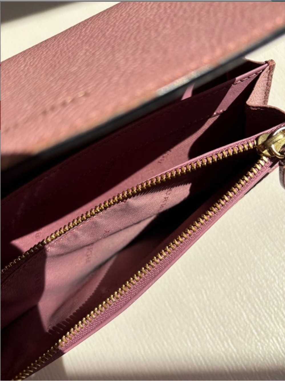 Burberry Dusty Pink Leather Continental Wallet with House Check Trim - Picture 2 of 9